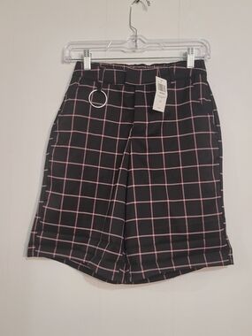 Hot Topic Black Bermuda Shorts with Pink Windowpane and O-Ring